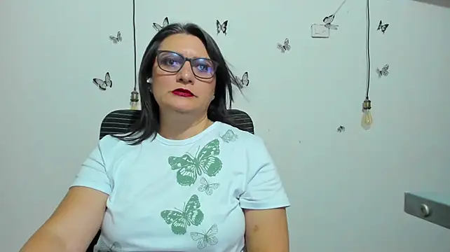 Amie_Adams82_ Chat XXX live