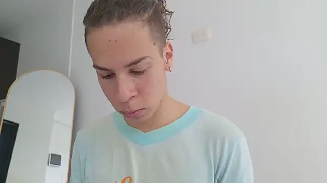 grey___27 – Naživo XXX chat