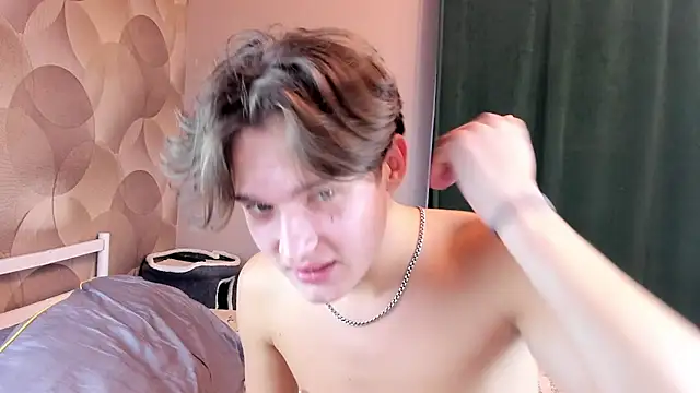 Онлайн чат XXX Ian_Flor