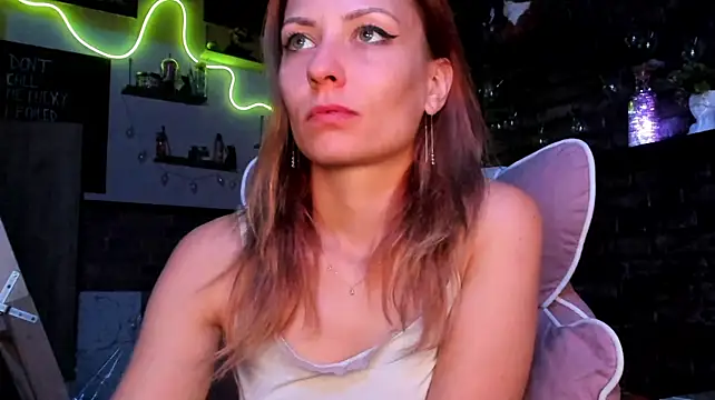 karo123421 XXX чат на живо