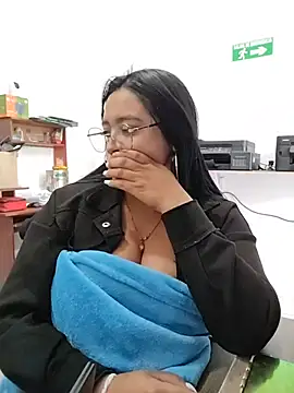 Outdoors-Mia_Khalifa's Live XXX Chat