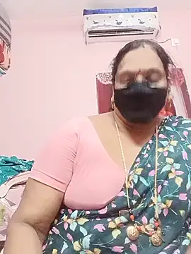 הופעת וובקאם של sarala_telugu