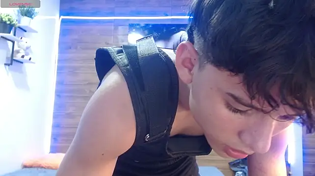Ryan_grayx – Naživo XXX chat
