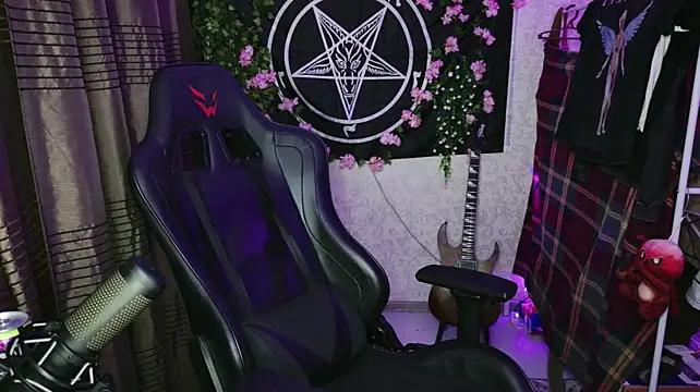 DeLuciferSon Live XXX-chat