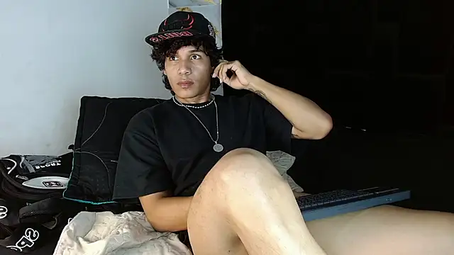 MaximilianRoth Live XXX Chat