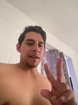 Suavicremoso69's Live XXX Chat