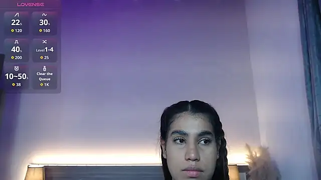 ZarahFoxx's Live XXX Chat