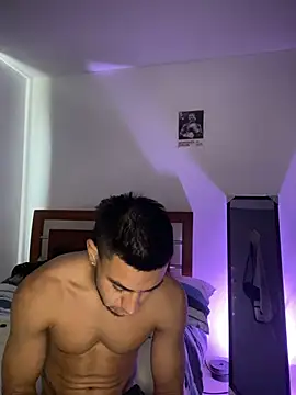 XXX chat uživo modela Taylor_DiamondBoy