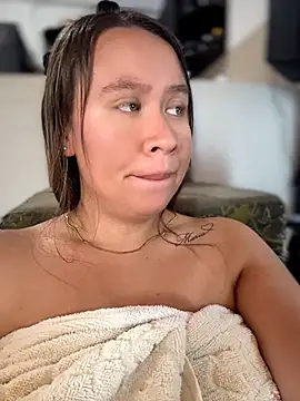 Chat XXX ao vivo de Emiily_lee