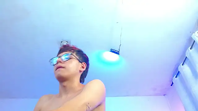 alexcum_18 Live XXX-Chat