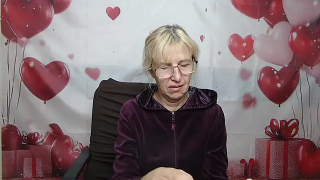 PattySanny Adlı Modelin Canlı XXX Sohbeti