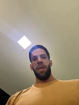 הופעת וובקאם של Karim_mansur