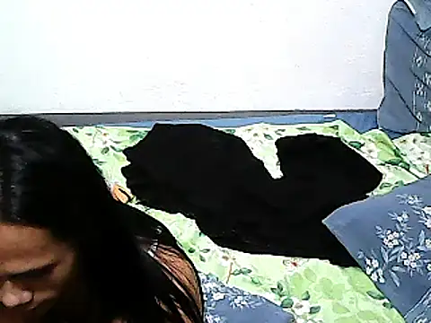 xxhottinybabeのライブXXXチャット