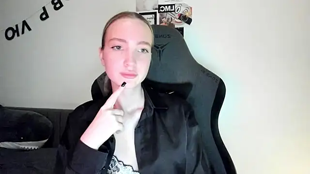 Blair_Marfl Adlı Modelin Canlı XXX Sohbeti