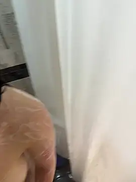 Czat XXX na żywo – Valery__rosss