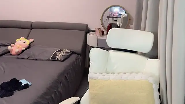FF-Yuwei Chat XXX live