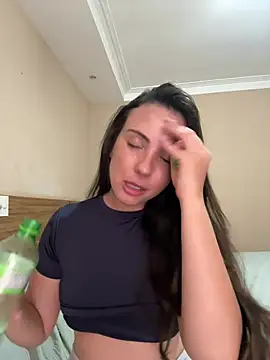 دردشة SecretBru الجنسية المباشرة