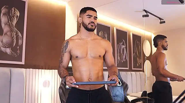 Reik_Vonn Chat XXX live