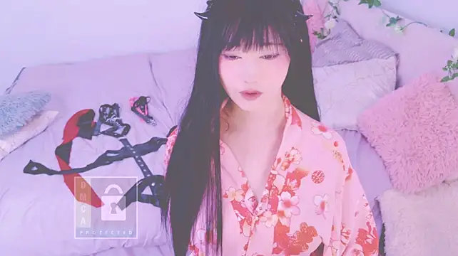 LongoriaEva 即時 XXX 聊天