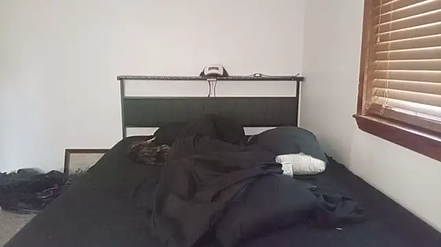 Opondestre00420's Live XXX Chat