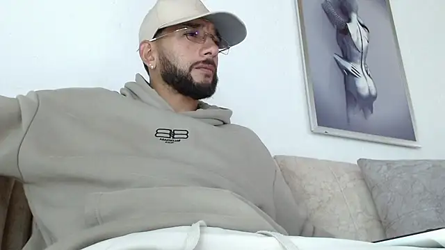 Chat XXX en directo de LukasScott_