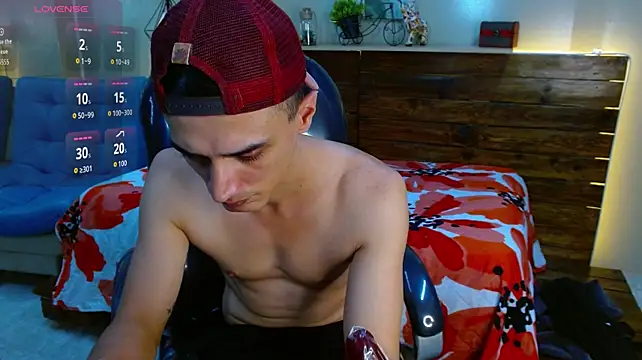 FelipeFriendly XXX чат на живо