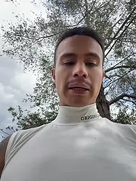 DOMINICKVEGAS77 XXX чат на живо