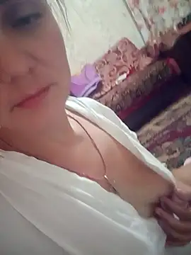 AliceSoultes Chat XXX live