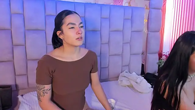 دردشة Anal_Temptation الجنسية المباشرة
