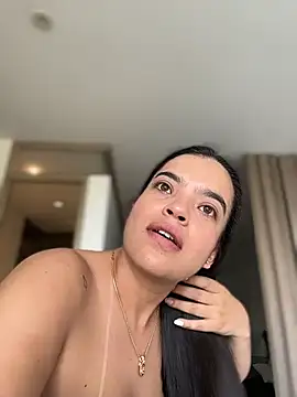 JuanitaMore01 élő XXX-chatje