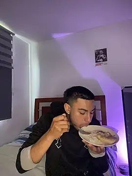 Taylor_DiamondBoy 라이브 XXX 채팅