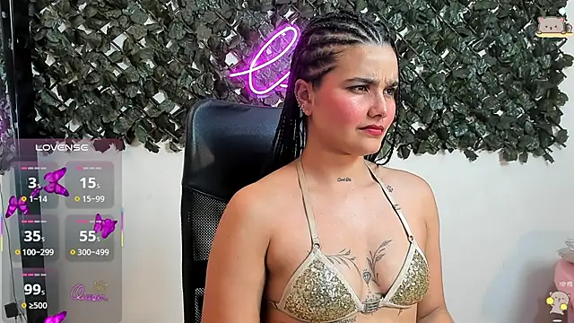 DestinyHills Live XXX-Chat