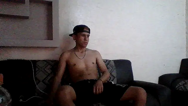 oiram27 Live XXX-Chat