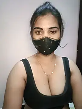 צ'אט XXX בשידור חי של Nithyatamil