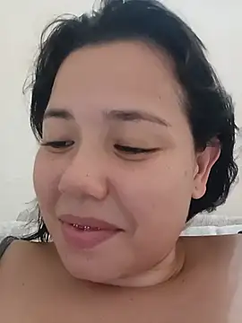 ZairaElara Chat XXX in diretta