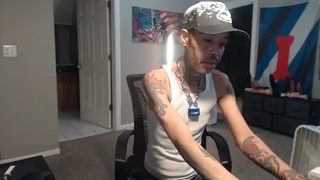 Michigan9000's Live XXX Chat