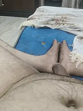 Show modela Gujjumuslim na web-kameri