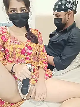 XXX chat uživo modela DaizyDanny