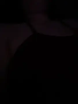 Louvi_ 在線直播表演