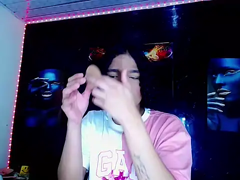 Brittany_Queen_: απευθείας συνομιλία ΧΧΧ