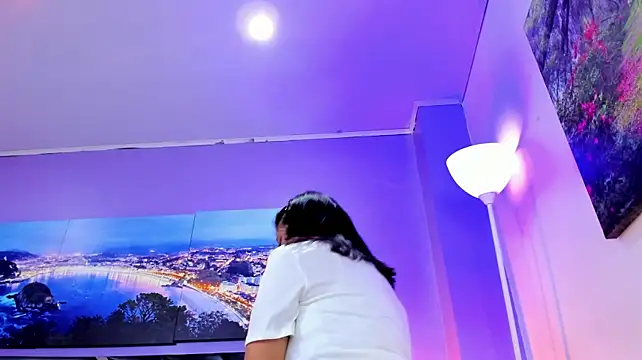 Emma_monserrat 现场XXX聊天