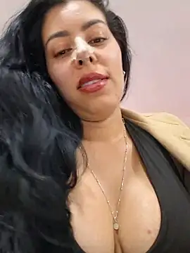 Chat XXX ao vivo de Luianna