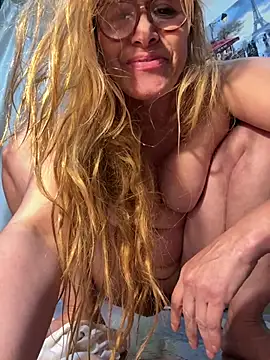 SahoryHorny live XXX chat