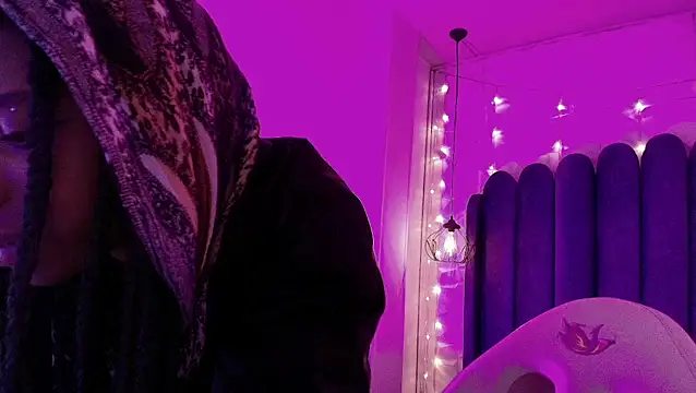 Chat +18 de Queen_perla_ ao vivo