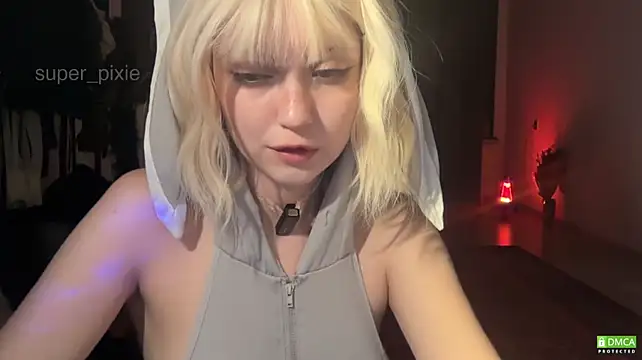 super_pixie élő XXX-chatje