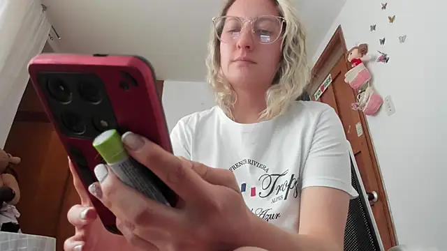 Adele_johnsonn1 Live XXX-chat