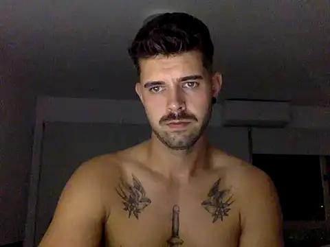 Benistripp's Webcam Show
