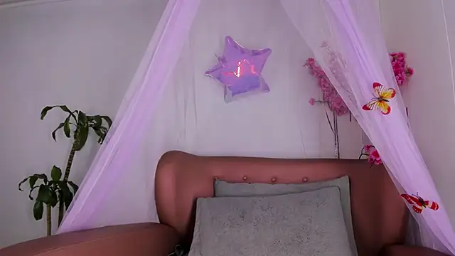 Luna__02's Live XXX Chat