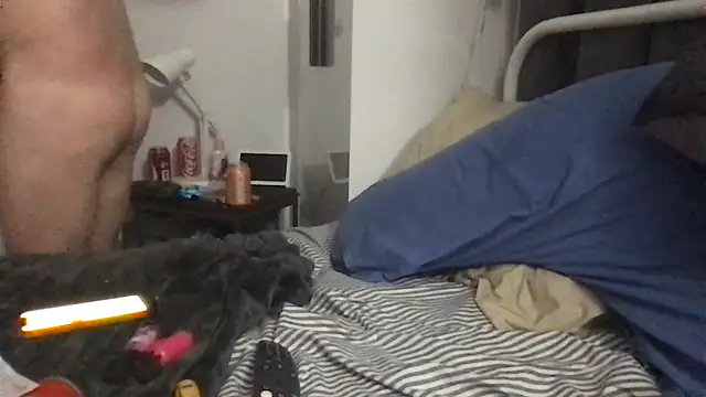 MrBombasticxxx's Webcam Show