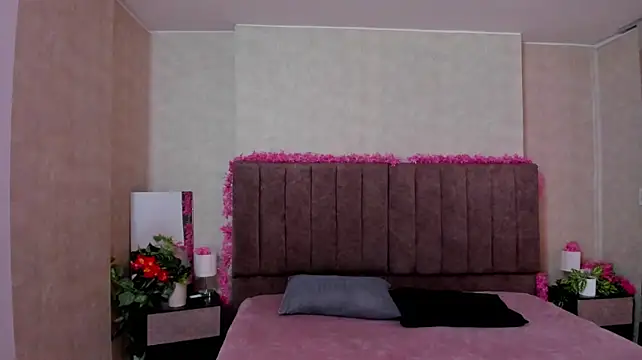 Julieth_Caandy XXX чат на живо